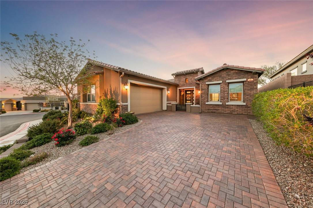 Henderson, NV 89011,35 Via Rizzuto