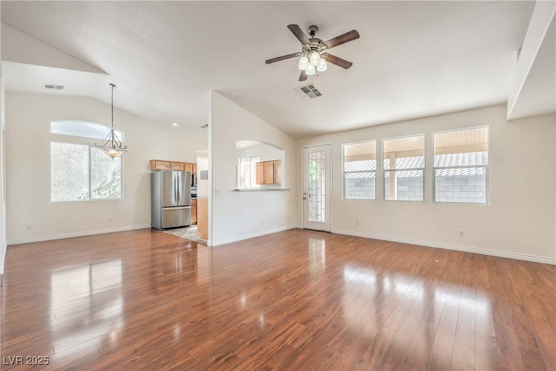 Henderson, NV 89074,202 Twin Creek ST