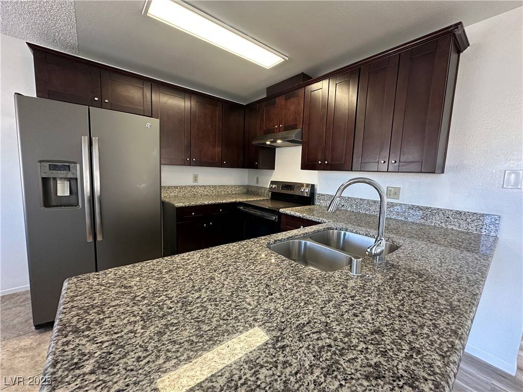 Las Vegas, NV 89121,2687 Alicialynn WAY #D