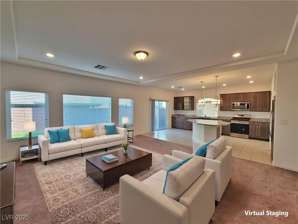 Las Vegas, NV 89139,7736 Westwind RD