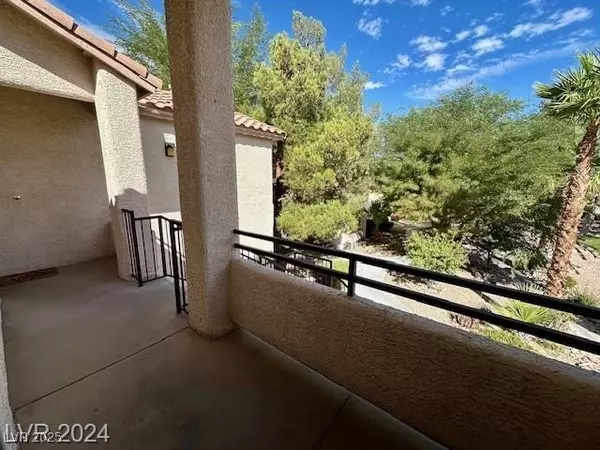 Las Vegas, NV 89128,1830 N Buffalo DR #2098