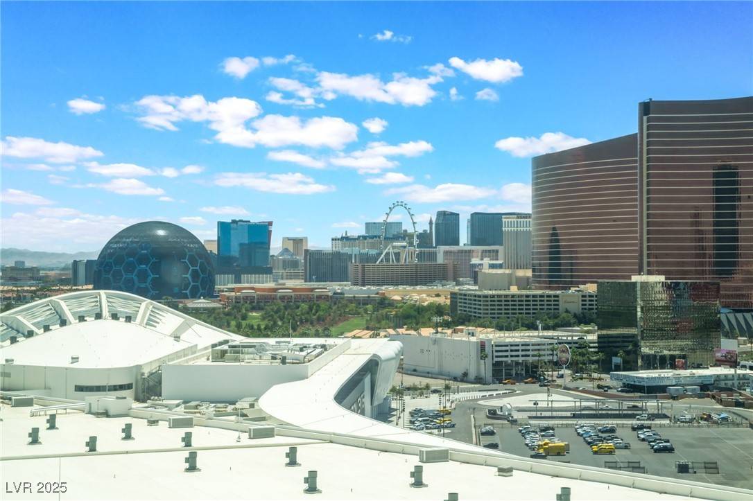 2877 Paradise RD #1806, Las Vegas, NV 89109