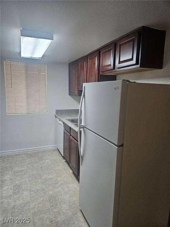 Las Vegas, NV 89103,5060 Indian River DR #377