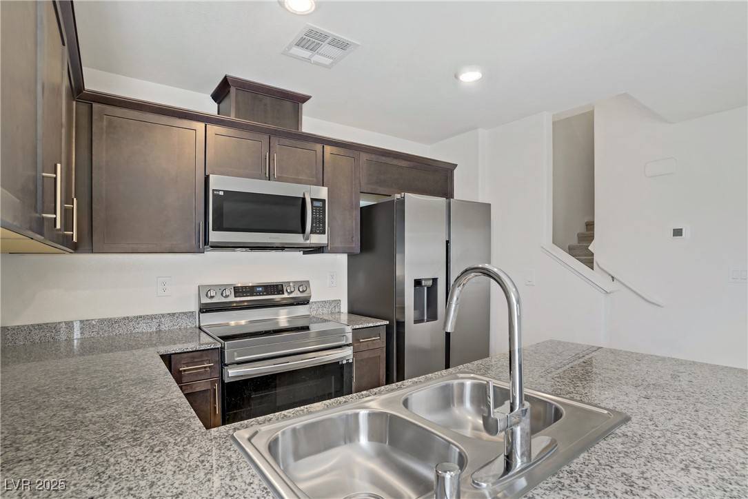 North Las Vegas, NV 89086,2773 Green Envy AVE #245