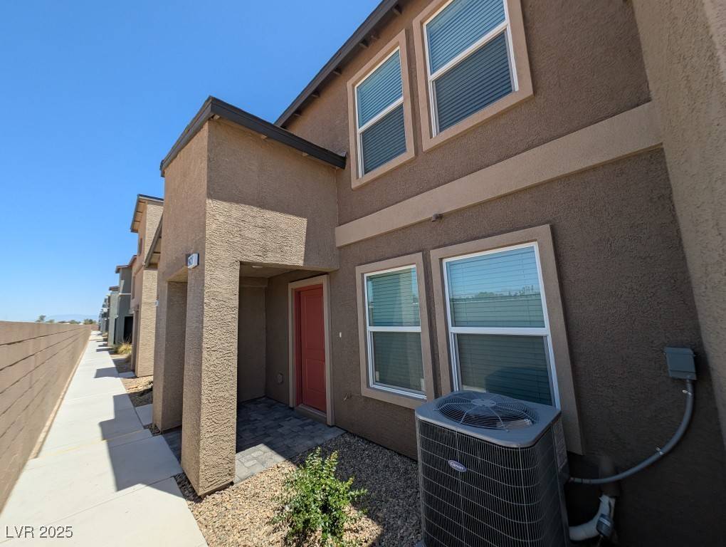 9427 Jade Mesa ST, Las Vegas, NV 89139