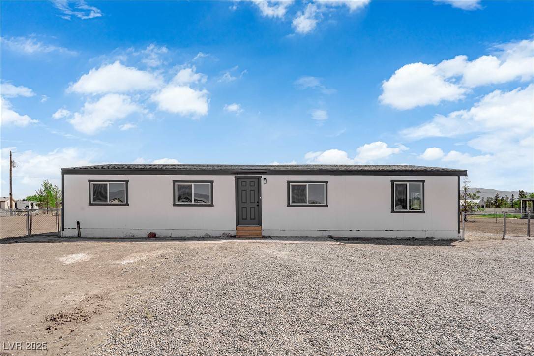 3301 Maple RD, Pahrump, NV 89048