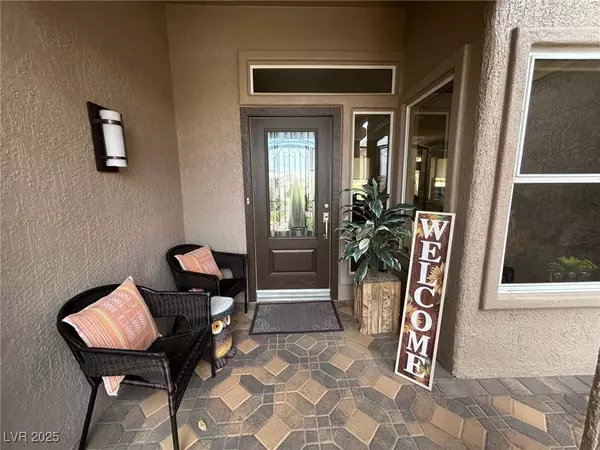 Las Vegas, NV 89134,10013 Hunter Springs DR