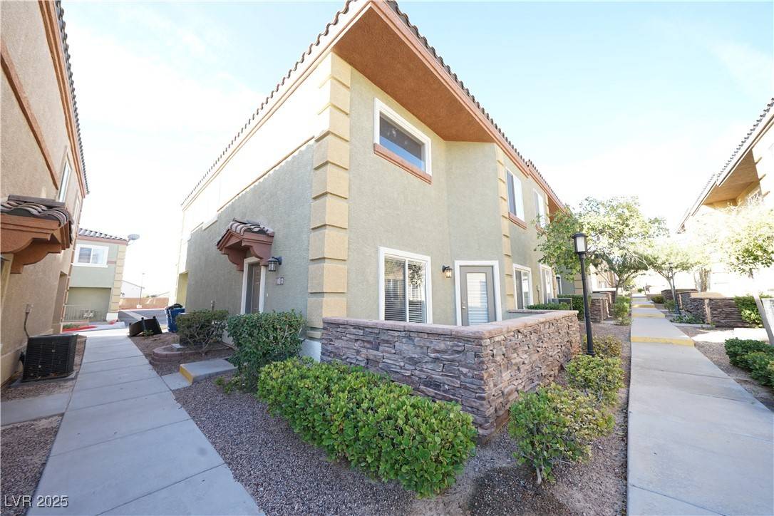 10512 NORDIC CLIFF AVE, Las Vegas, NV 89129