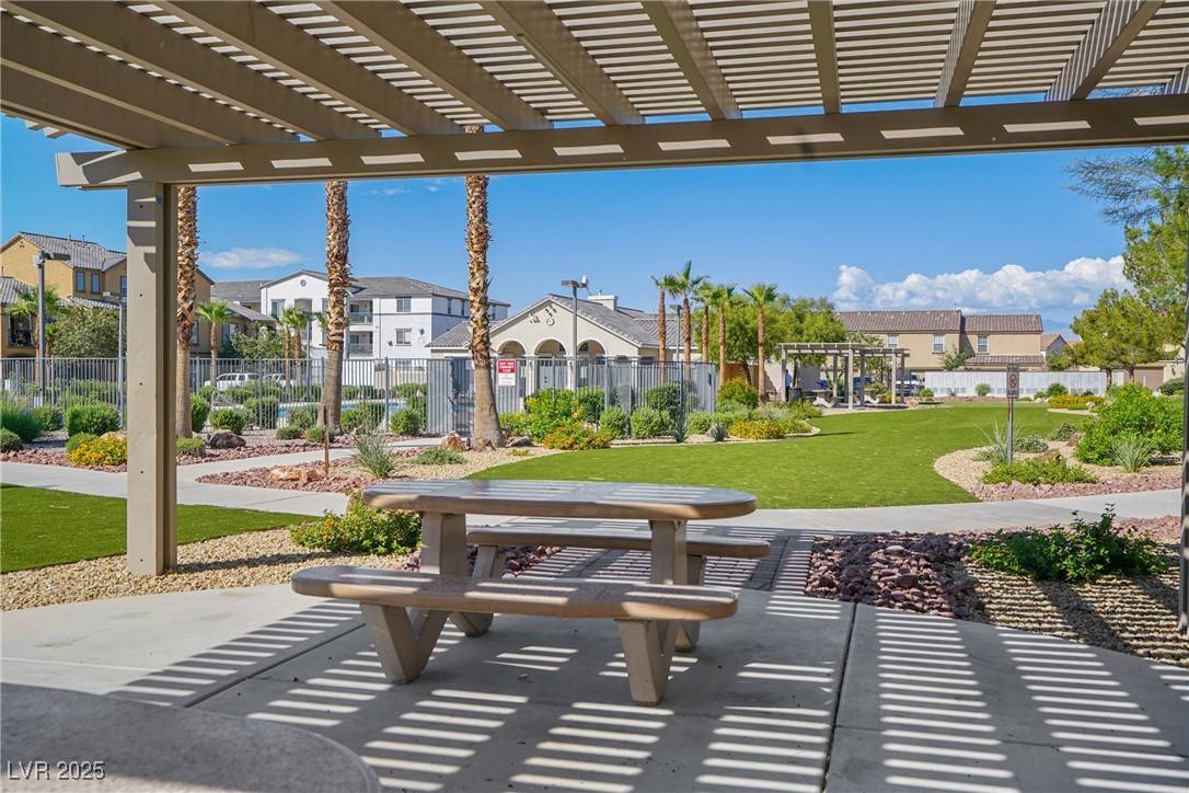 Las Vegas, NV 89115,4559 Dover Straight ST