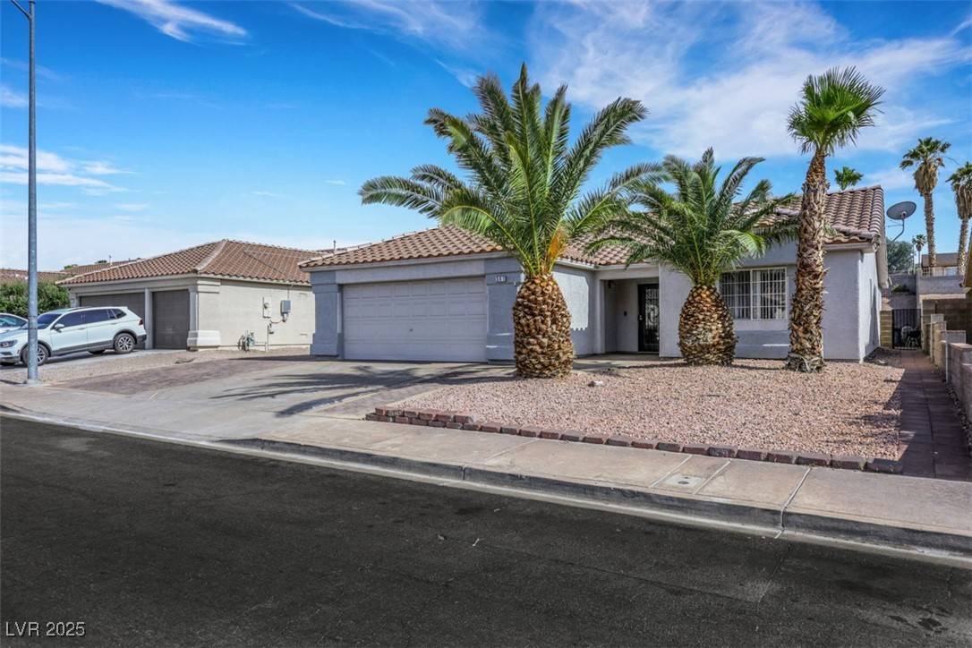 Henderson, NV 89015,341 Waterwheel Falls DR