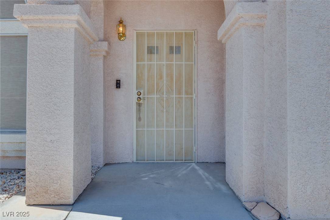 Las Vegas, NV 89183,1551 Echo Falls AVE