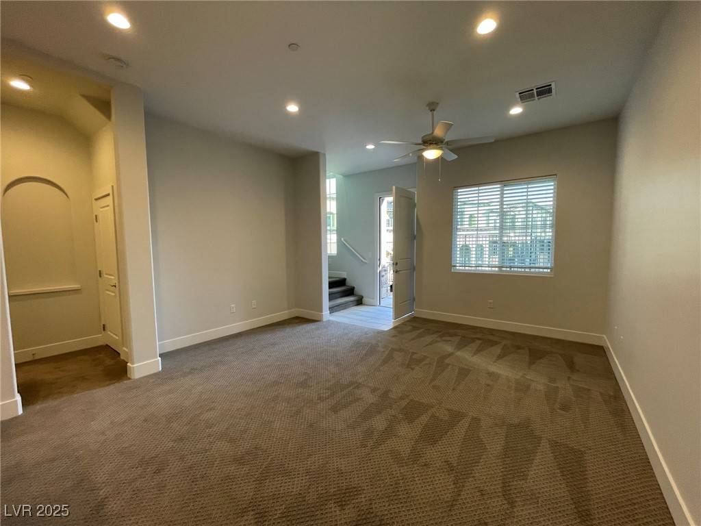 Las Vegas, NV 89166,10567 Ridge Glow AVE