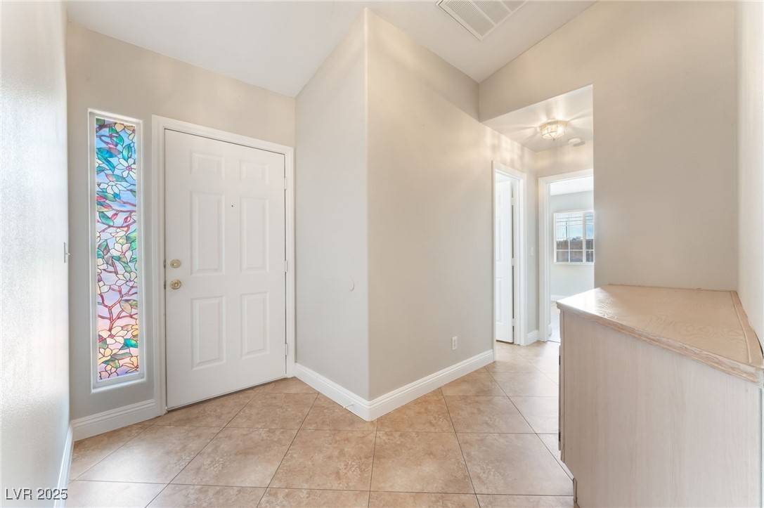 Las Vegas, NV 89129,9408 FOX FOREST AVE #0