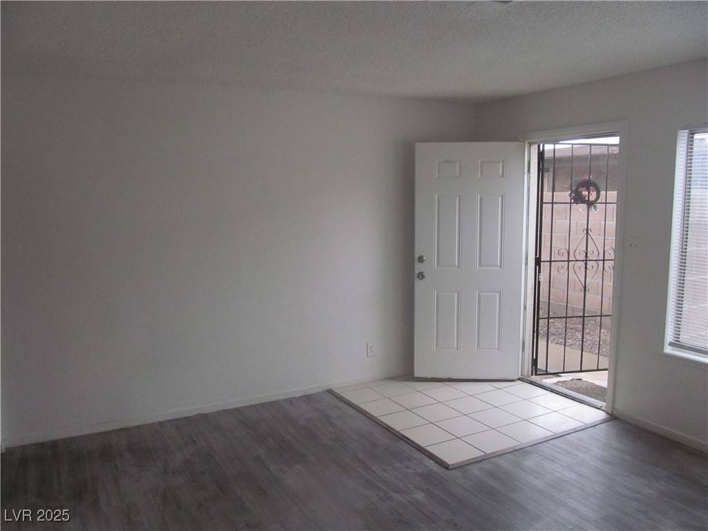 Las Vegas, NV 89103,4000 Calle Mirador