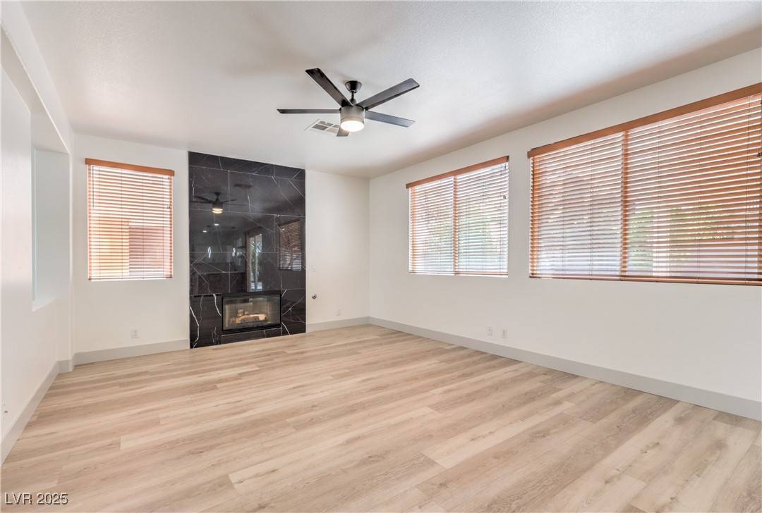 North Las Vegas, NV 89031,825 Cornerstone PL