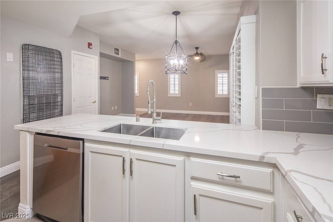 Las Vegas, NV 89129,10291 Delta View CT #101
