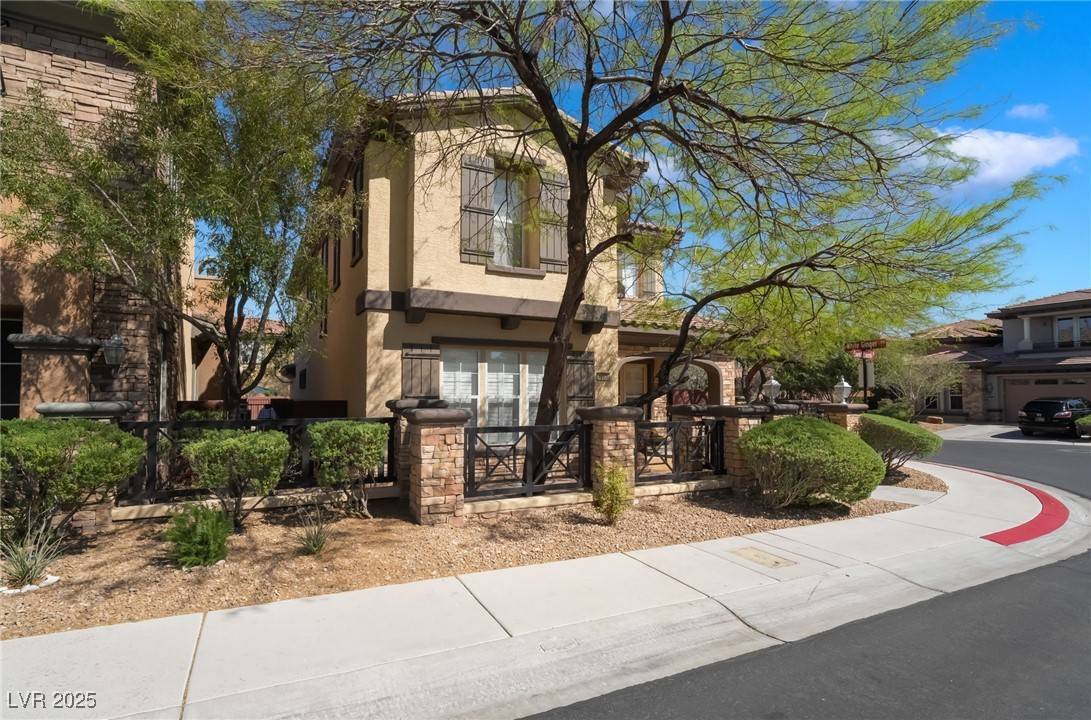 10370 Sweet Laurel ST, Las Vegas, NV 89178