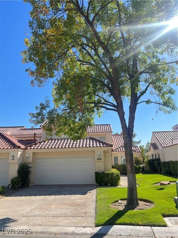 Las Vegas, NV 89113,7049 Big Springs CT