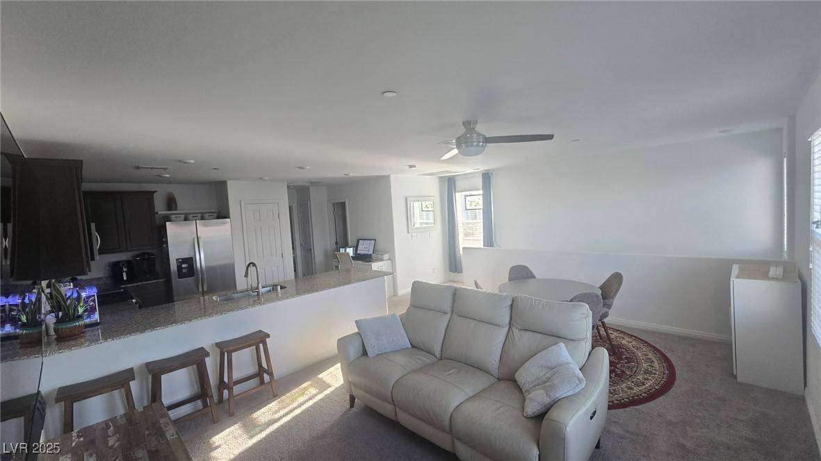 Las Vegas, NV 89115,5209 Silica Chalk AVE