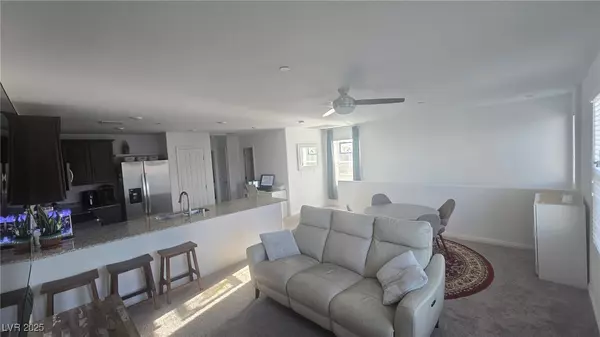 Las Vegas, NV 89115,5209 Silica Chalk AVE
