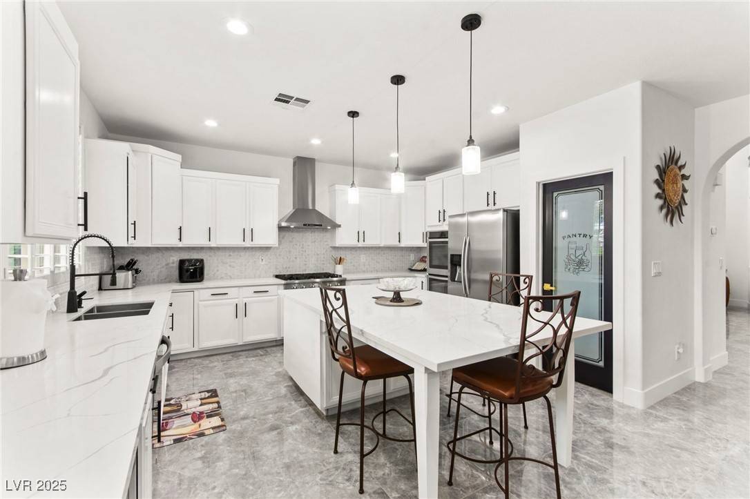 Las Vegas, NV 89138,366 Rancho La Costa ST