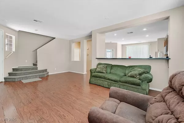 Las Vegas, NV 89178,719 Quayside CT