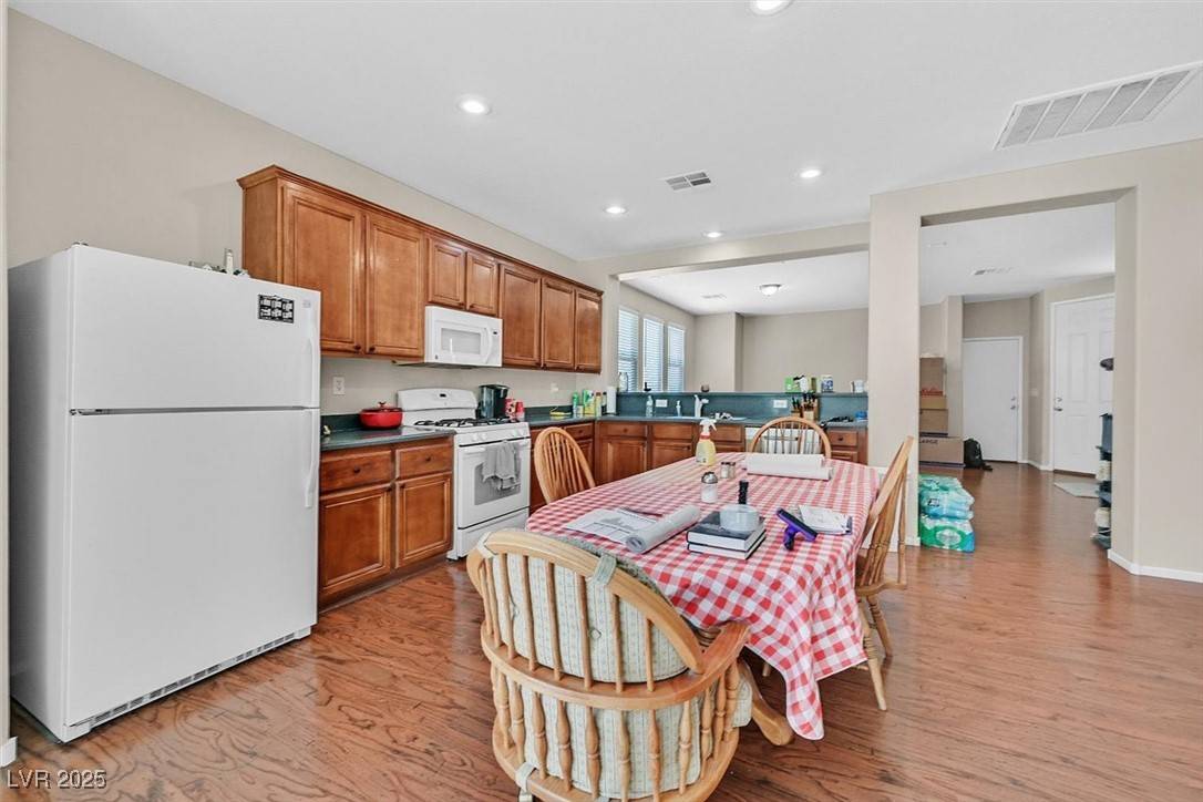 Las Vegas, NV 89178,719 Quayside CT
