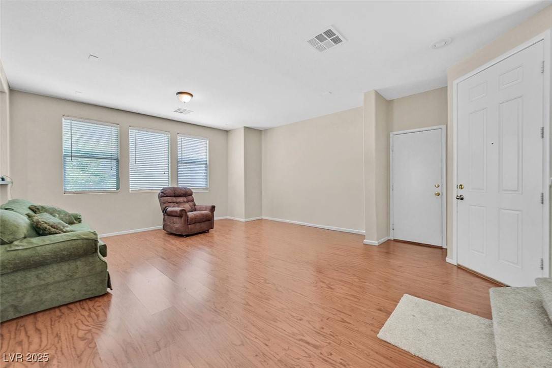 Las Vegas, NV 89178,719 Quayside CT