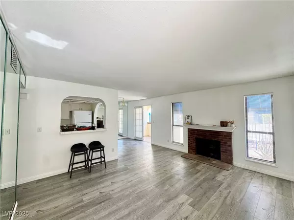 6137 W Oakey BLVD #A, Las Vegas, NV 89146