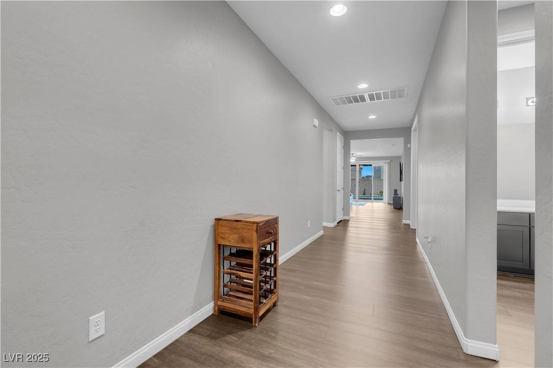 Henderson, NV 89011,398 Frank Case LN