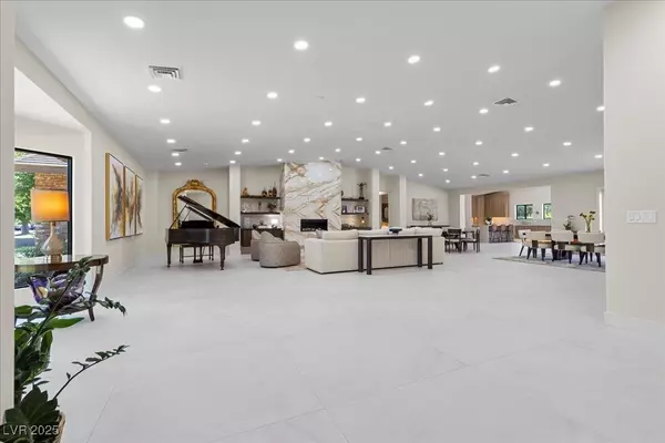 Las Vegas, NV 89107,3104 Conners DR