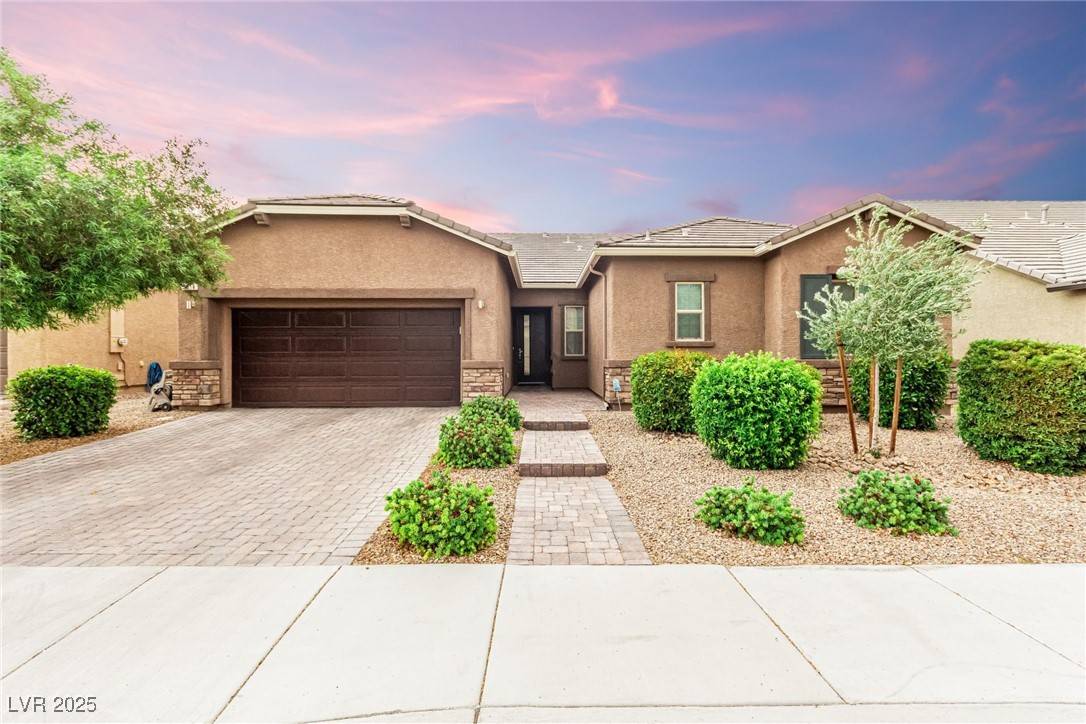 5616 Silver Cascade AVE, Las Vegas, NV 89131