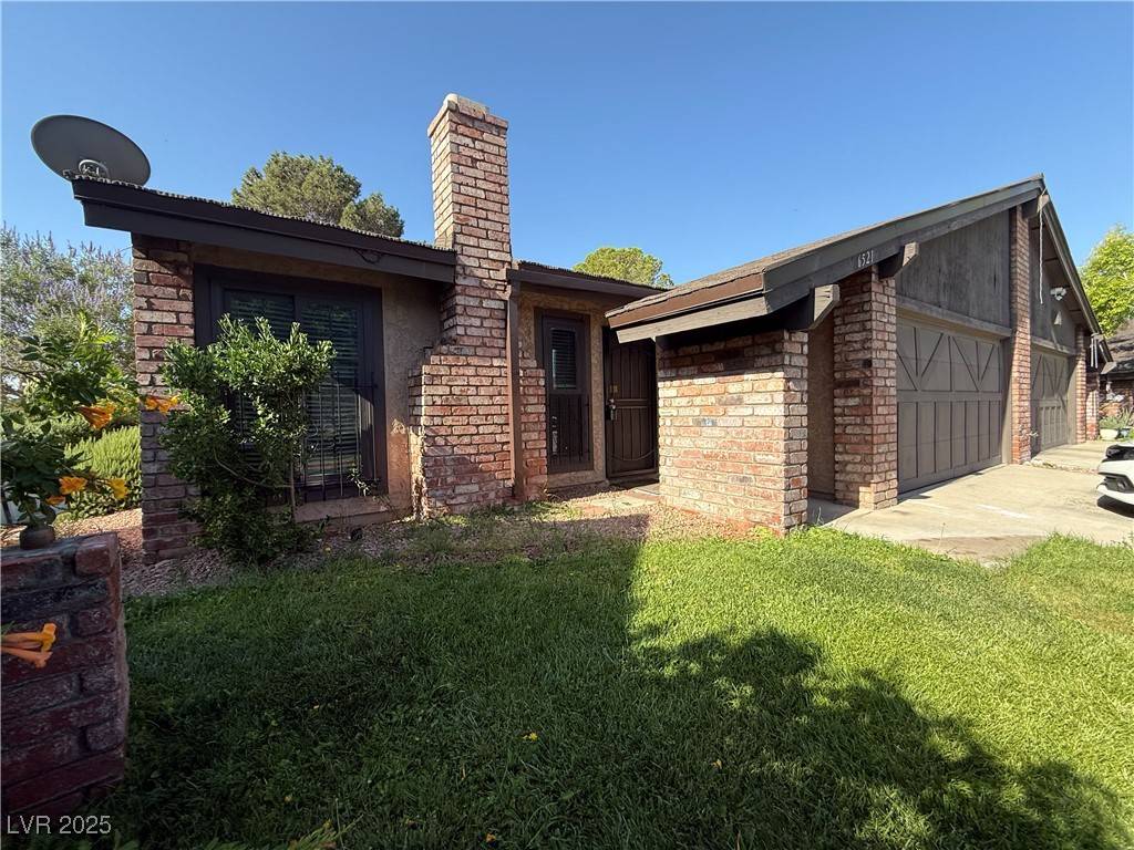 Las Vegas, NV 89107,6521 Sugarpine LN