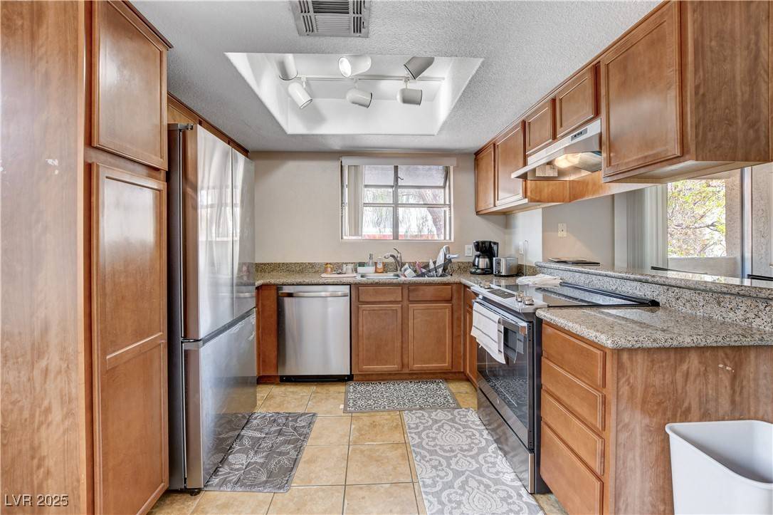Las Vegas, NV 89145,7200 Pirates Cove RD #2084