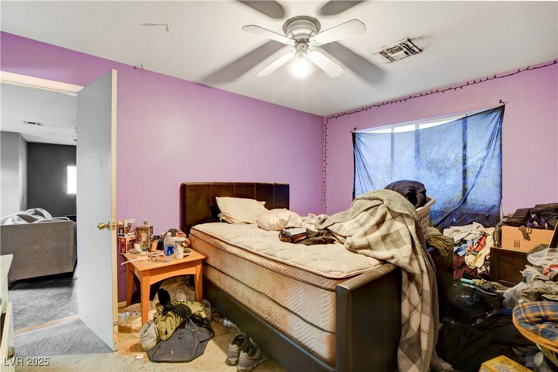 Las Vegas, NV 89107,5900 Fawn AVE