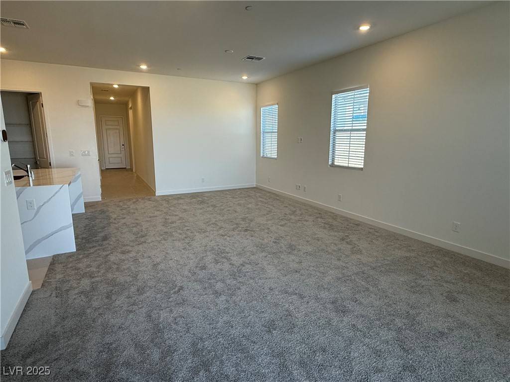 Las Vegas, NV 89138,568 Parkwind LN