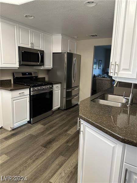 Henderson, NV 89014,1502 Cliff Branch DR