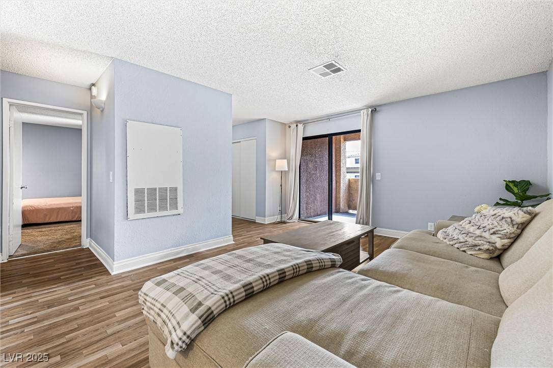 3151 Soaring Gulls DR #1062, Las Vegas, NV 89128