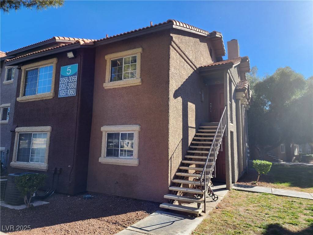 2750 S Durango DR #2060, Las Vegas, NV 89117