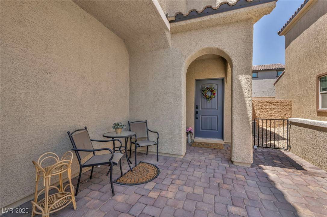 Las Vegas, NV 89166,8055 Tank Loop ST