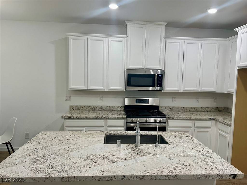 Henderson, NV 89002,965 Nevada State DR #39102