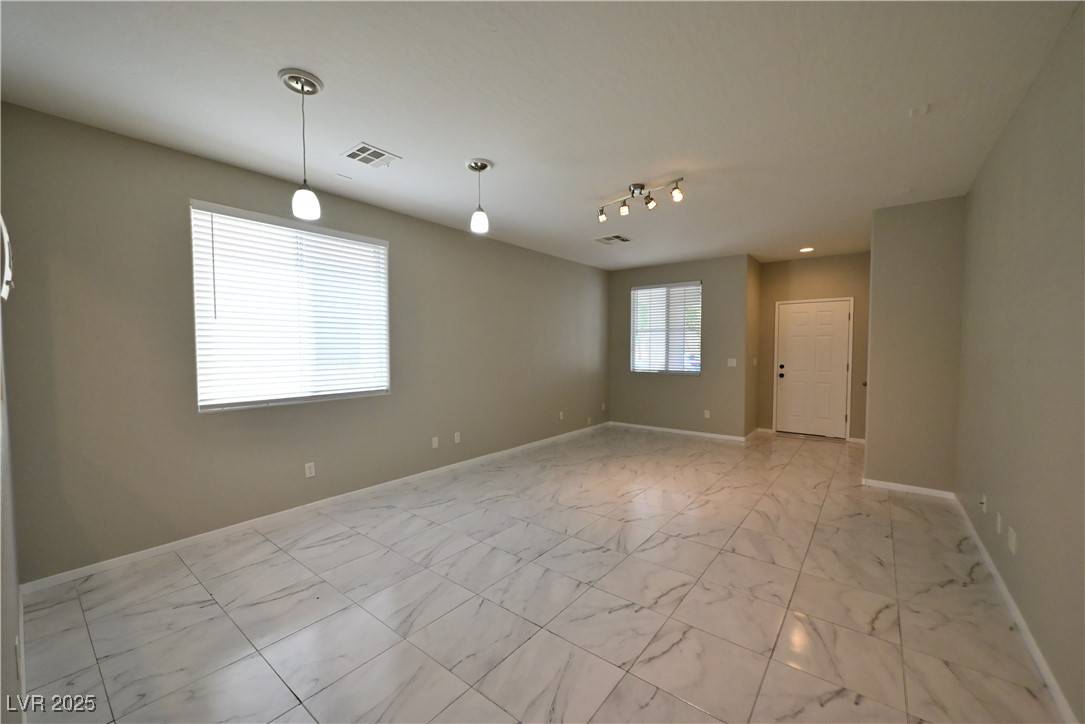 Las Vegas, NV 89113,7089 Oberling Bay AVE