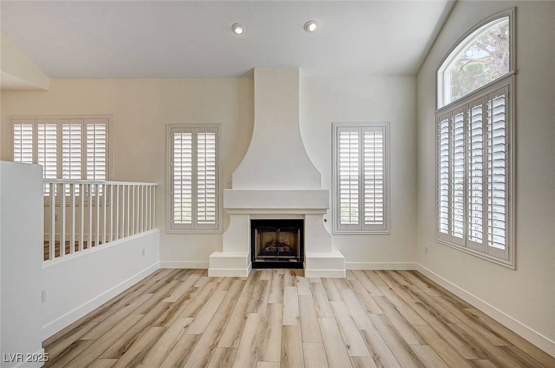 Las Vegas, NV 89148,301 Lakewood Garden DR