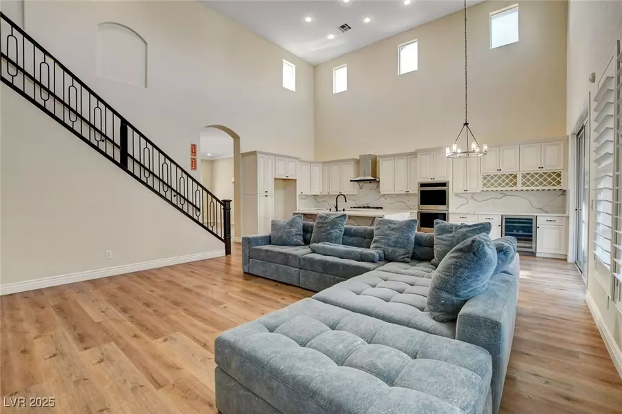 3618 Auckland Castle ST, Las Vegas, NV 89135