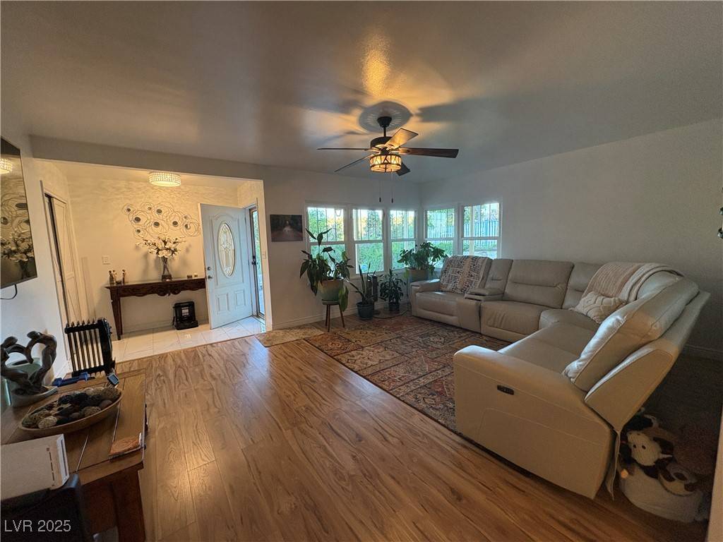 Ely, NV 89301,944 Pine ST