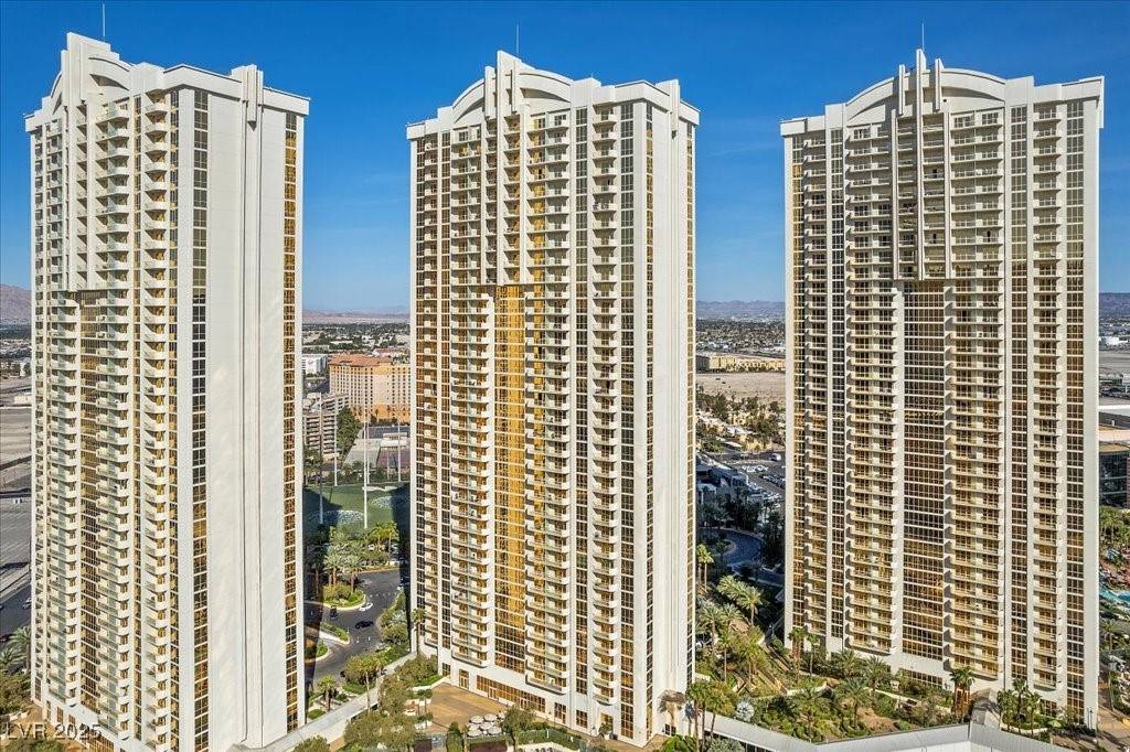 Las Vegas, NV 89109,135 E Harmon AVE #3816