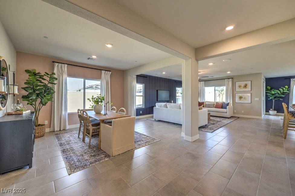 Henderson, NV 89011,1039 Forest Falcon DR