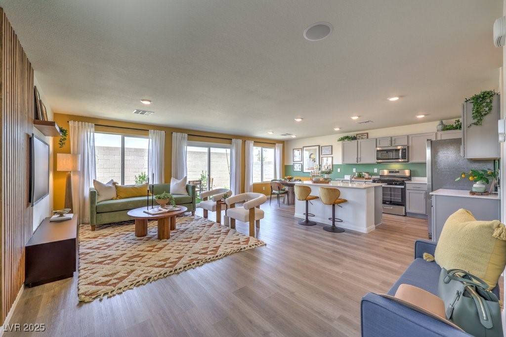 North Las Vegas, NV 89081,2638 BEGONIA FALLS AVE #39