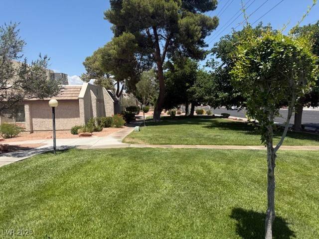 Las Vegas, NV 89121,3368 Saddleback CT