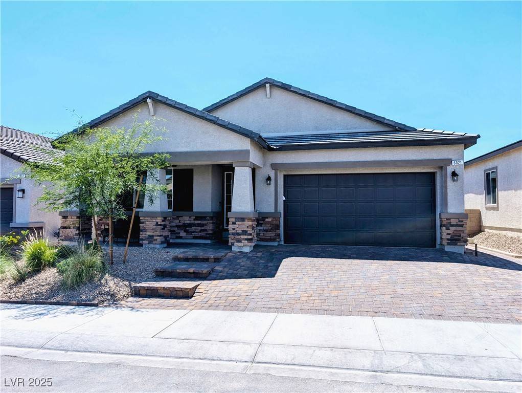 6021 Vivanco ST, North Las Vegas, NV 89081